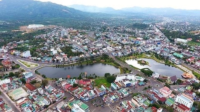 Từ Biệt Thự Hưng Thịnh Đà Lạt Nhìn Về Thành Phố
